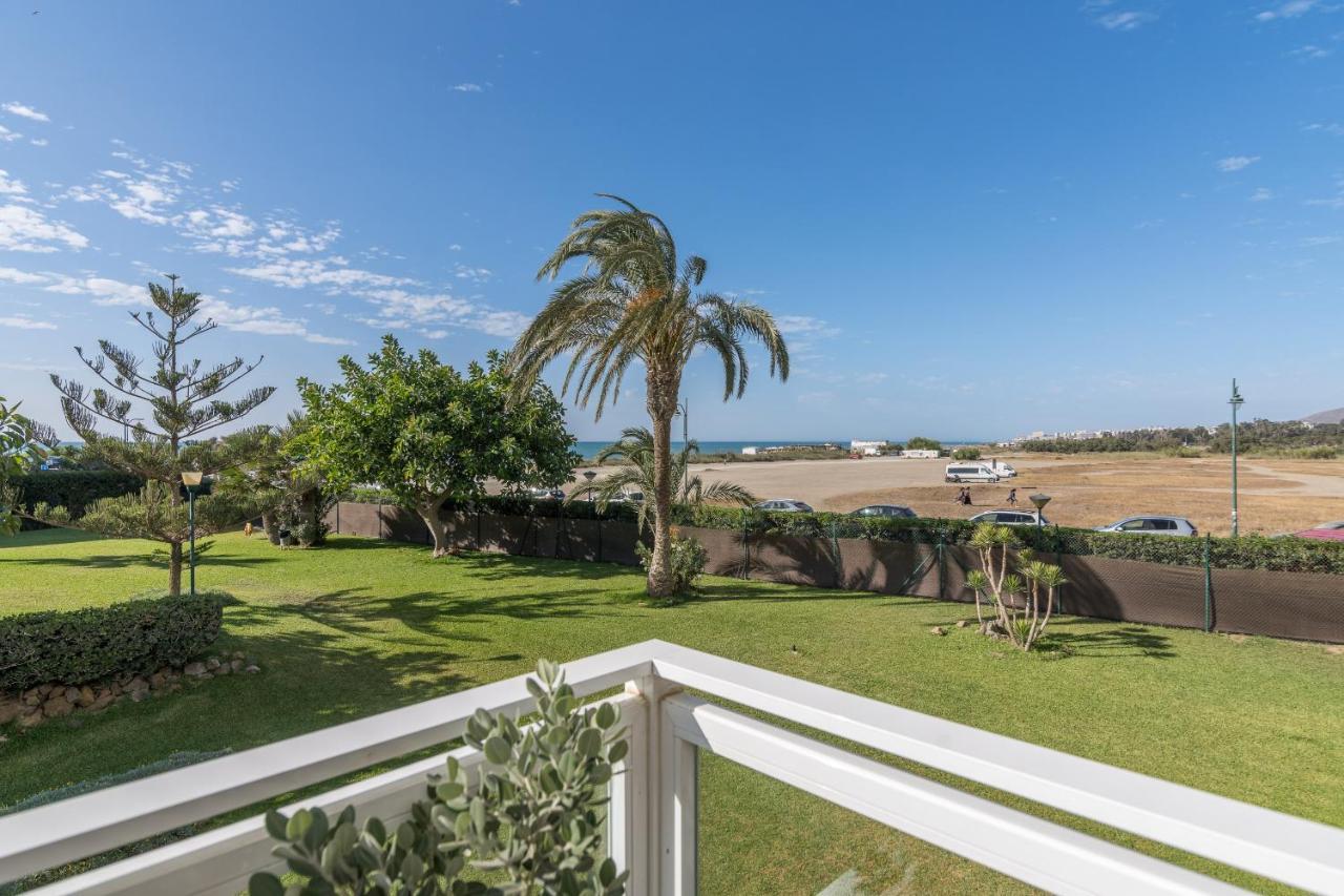 Suite Homes Hesperides Garden Beach Málaga Kültér fotó