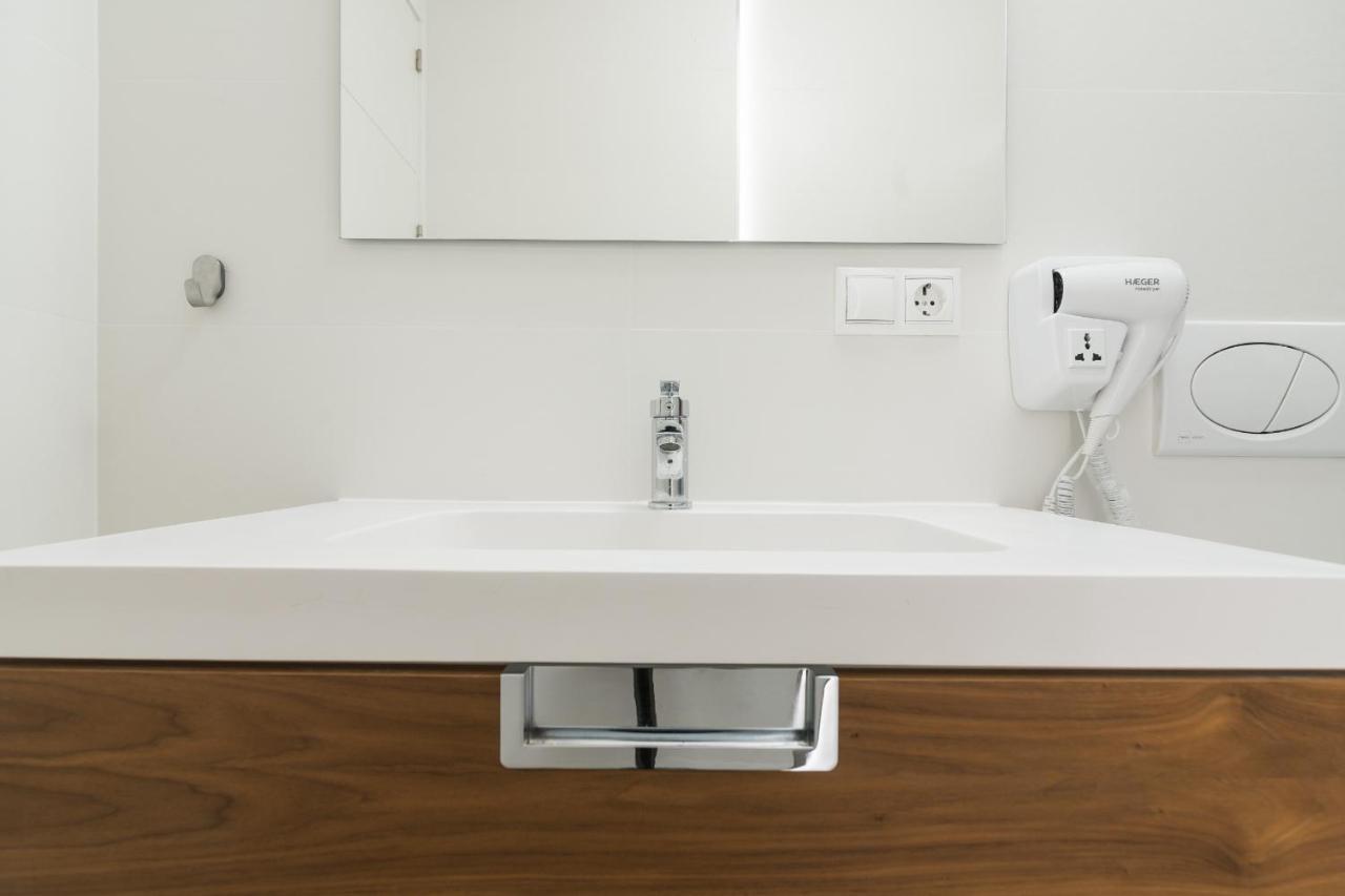 Suite Homes Hesperides Garden Beach Málaga Kültér fotó