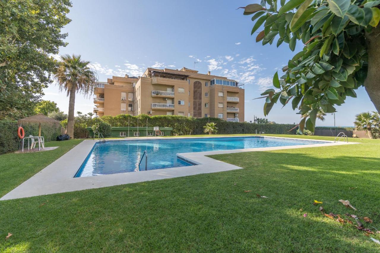 Suite Homes Hesperides Garden Beach Málaga Kültér fotó