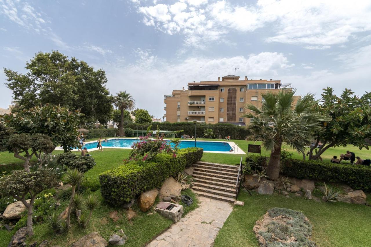 Suite Homes Hesperides Garden Beach Málaga Kültér fotó